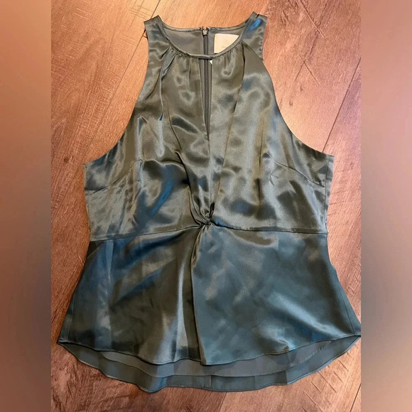 CINQ À SEPT Amari Twist Front Cutout Silk Top - Picture 2 of 6